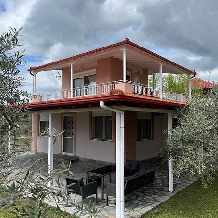 Villa Seaside House Karianí Exterior foto