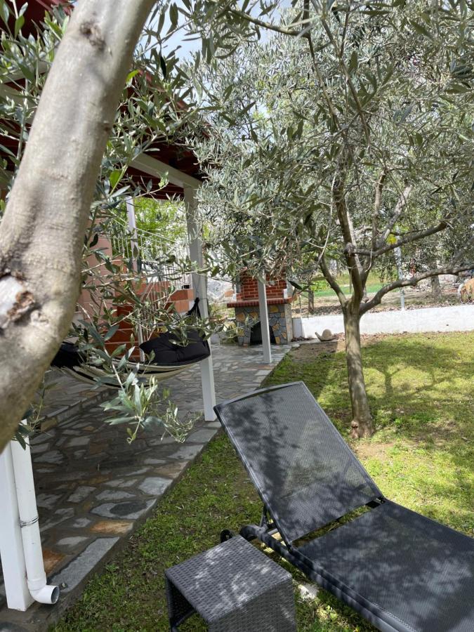 Villa Seaside House Karianí Exterior foto